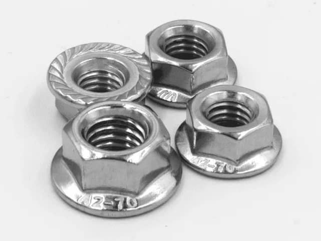 DIN 6923 RIPP yivli flanş somunları